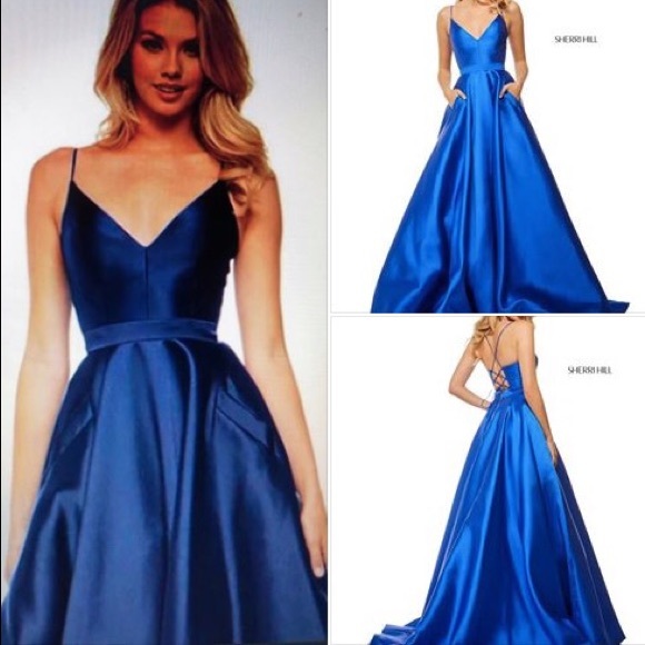 Navy Blue Floor-length Prom Dress - Picture 5 of 5